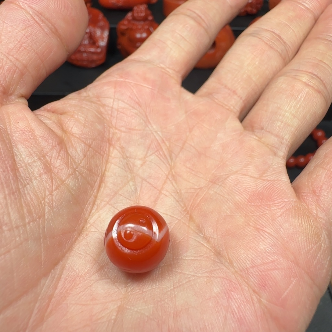 绿***米南红玛瑙未镶嵌颈饰