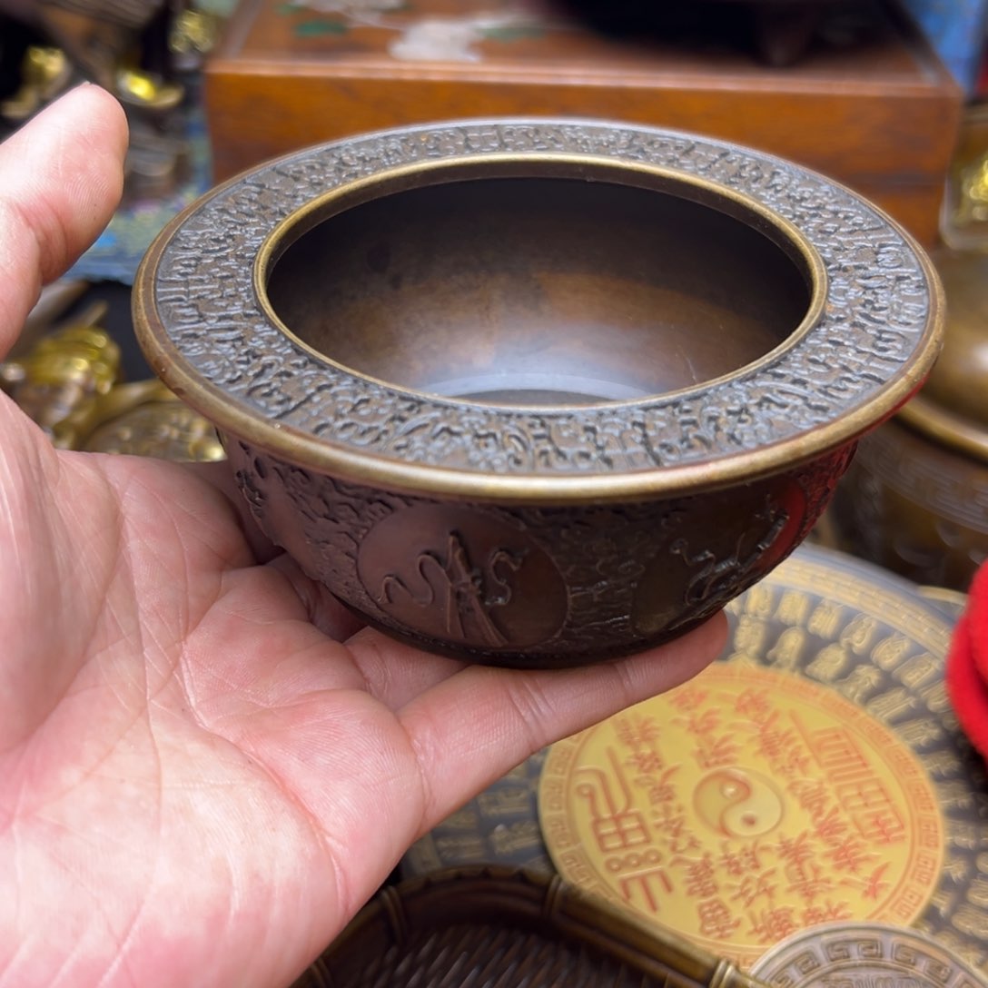 精美铜器点击下单