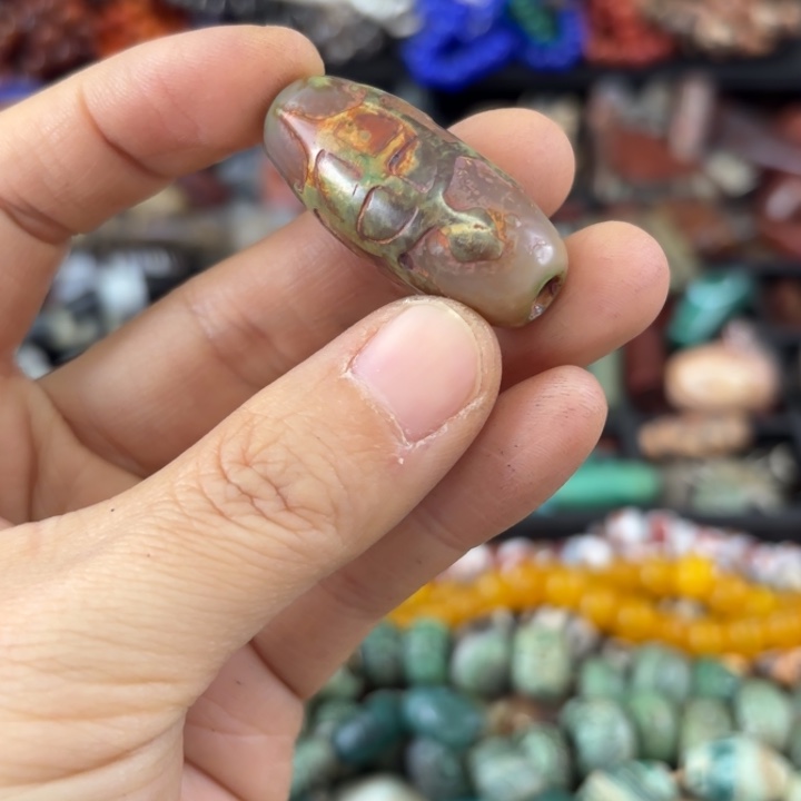 平***海玛瑙/玉髓未镶嵌颈饰