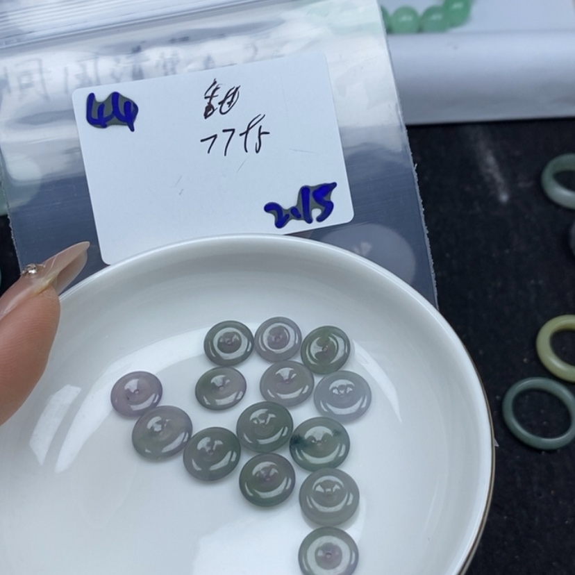 【闪购商品】翡翠颈饰未镶嵌甜**彤