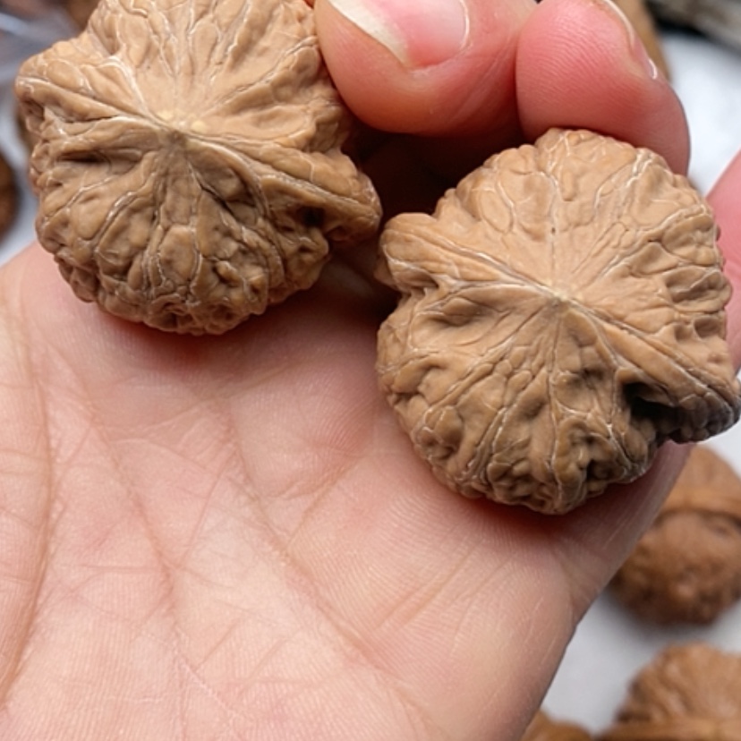 【闪购商品】吊坠文玩核桃瑕疵铁锤妹妹