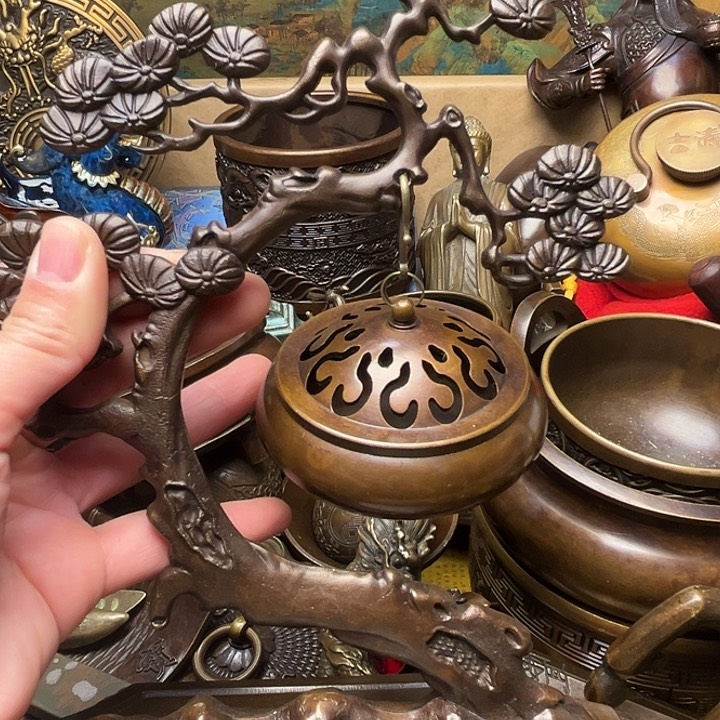 精美铜器批发档口