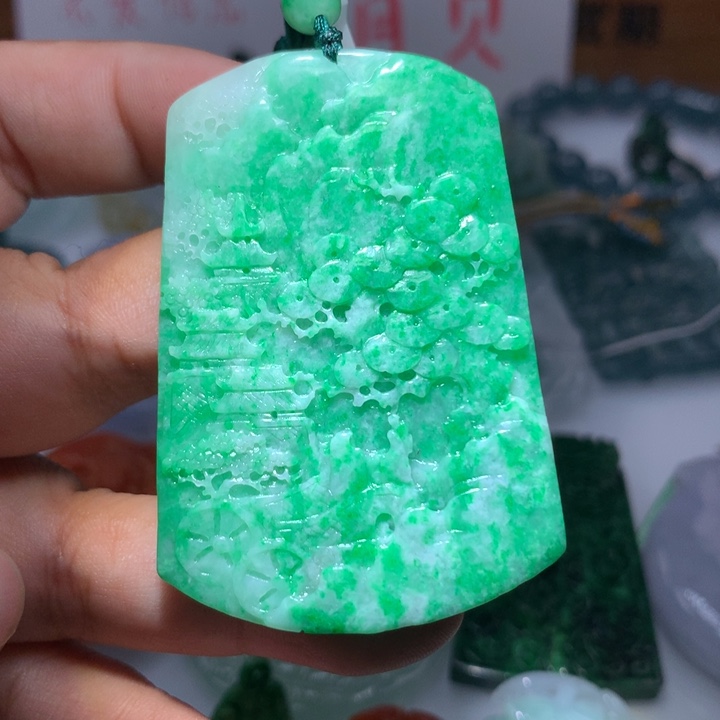 翡翠颈饰未镶嵌保真天然A货翡翠