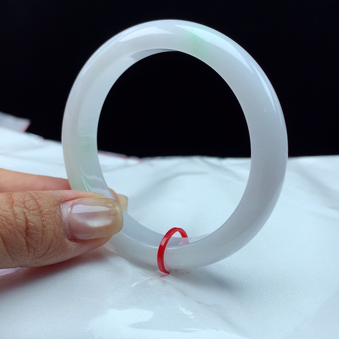 翡翠手镯未镶嵌55圈 2605