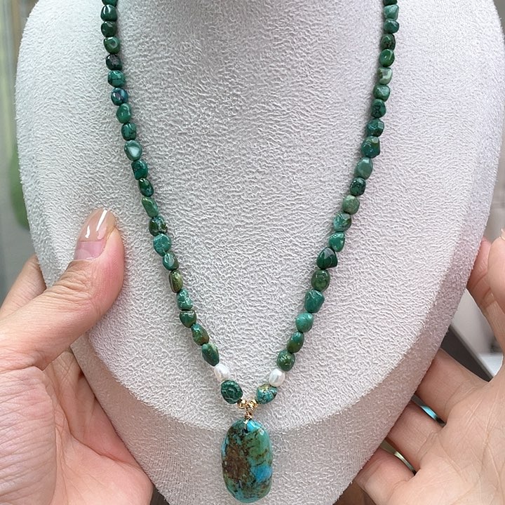 未镶嵌绿松石珠宝奇石