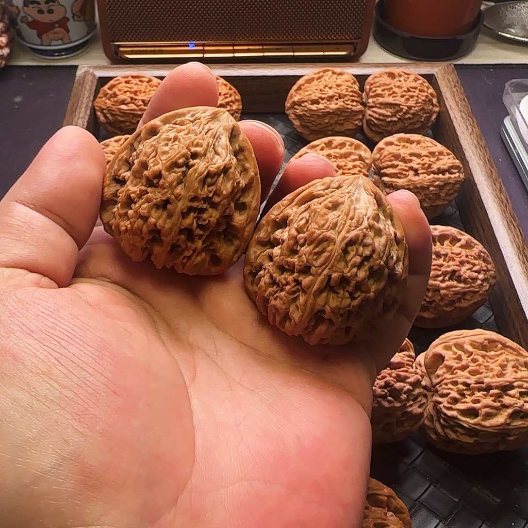 C***.文玩核桃把件南疆石