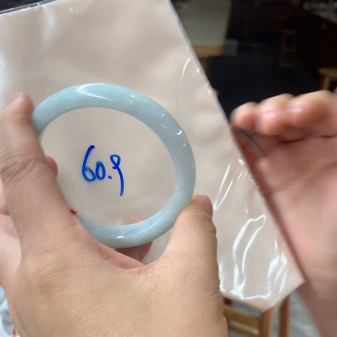 翡翠未镶嵌手镯翡翠