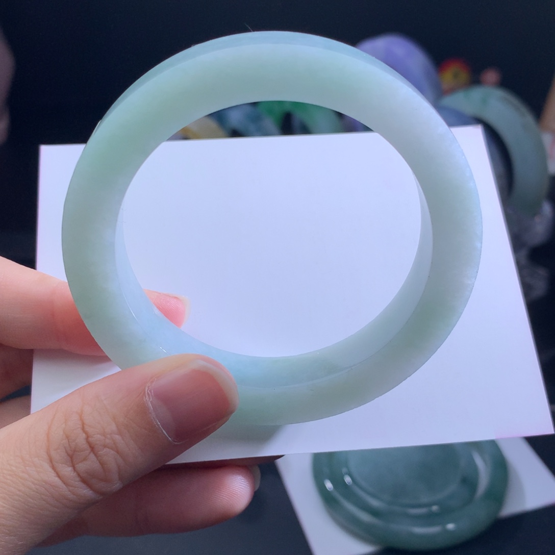定制翡翠手镯未镶嵌