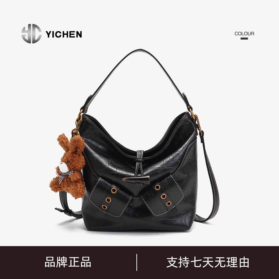 YICHEN正品女包石头纹复古休闲手拎包多背法设计流浪包25086