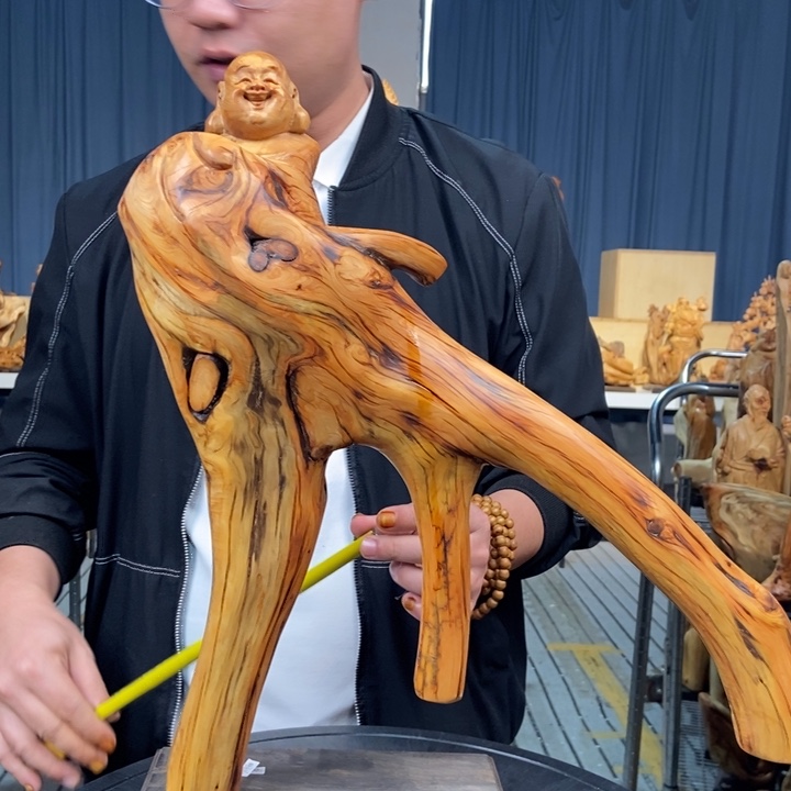 柏木（崖柏）随型摆件