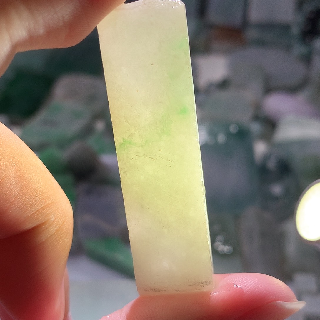 翡翠散珠翡翠原石片料