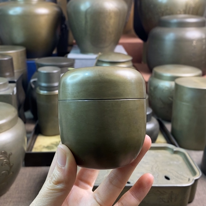 噢噢噢噢哈哈哈哈哈哈锡罐