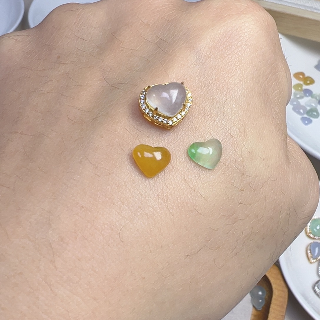 莫***心翡翠散珠翡翠爱心三个