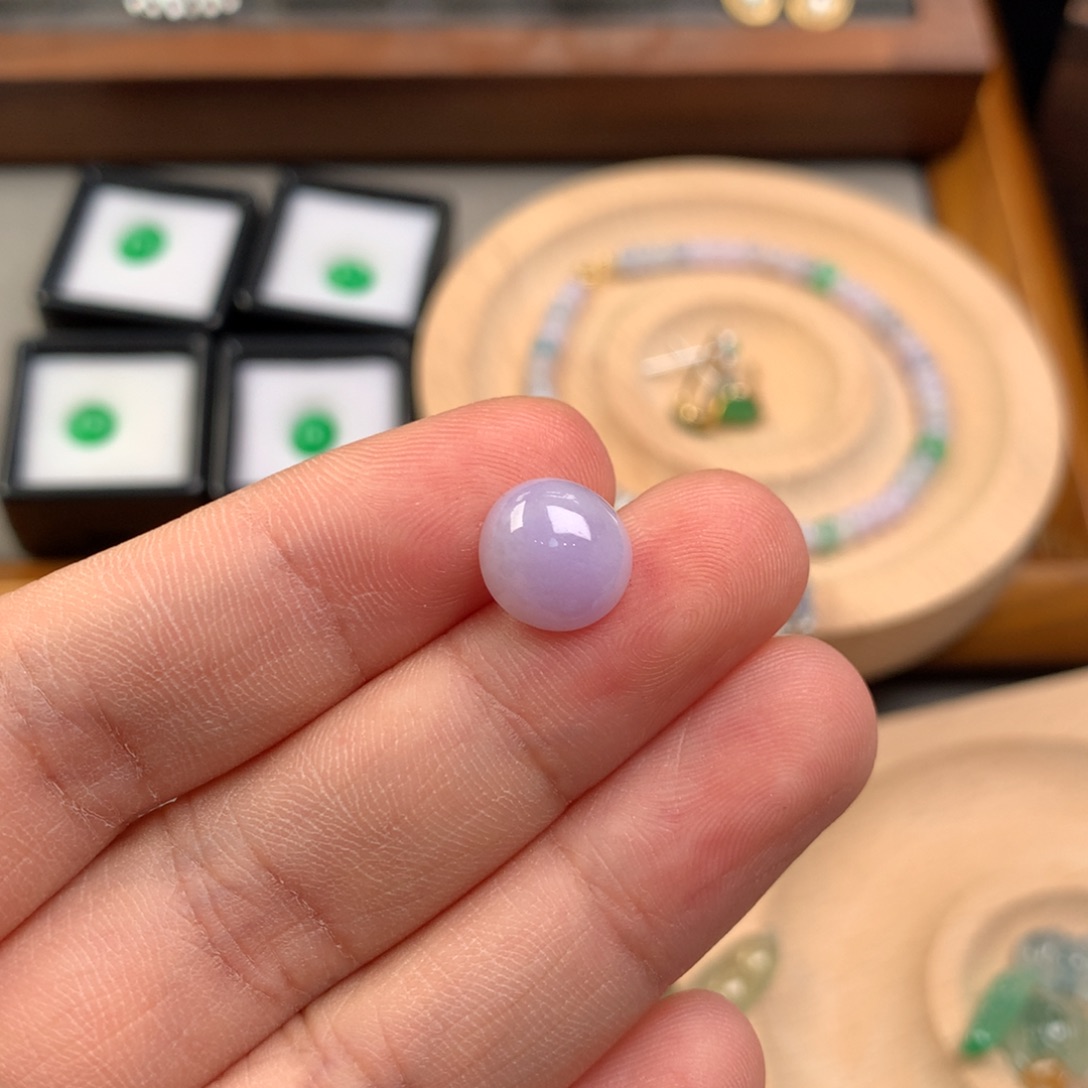 翡翠未镶嵌颈饰蛋面