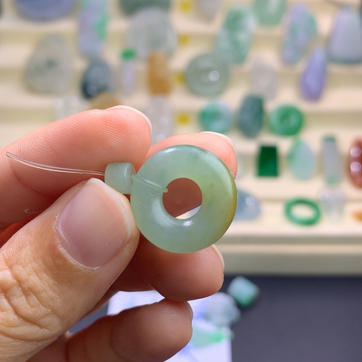 定制翡翠未镶嵌甜甜圈