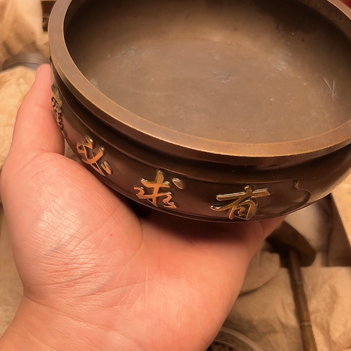 文玩铜器做工精良