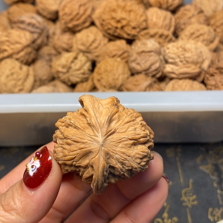 *****文玩核桃吊坠文玩核桃异形单只