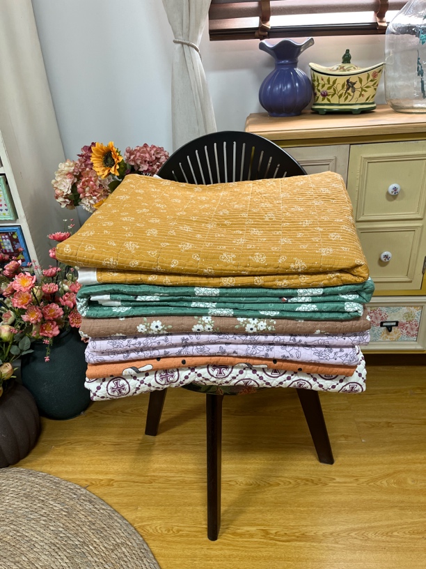 不挑花色～双层纱双面可用双人床盖220*240微瑕～C08(清洗过）