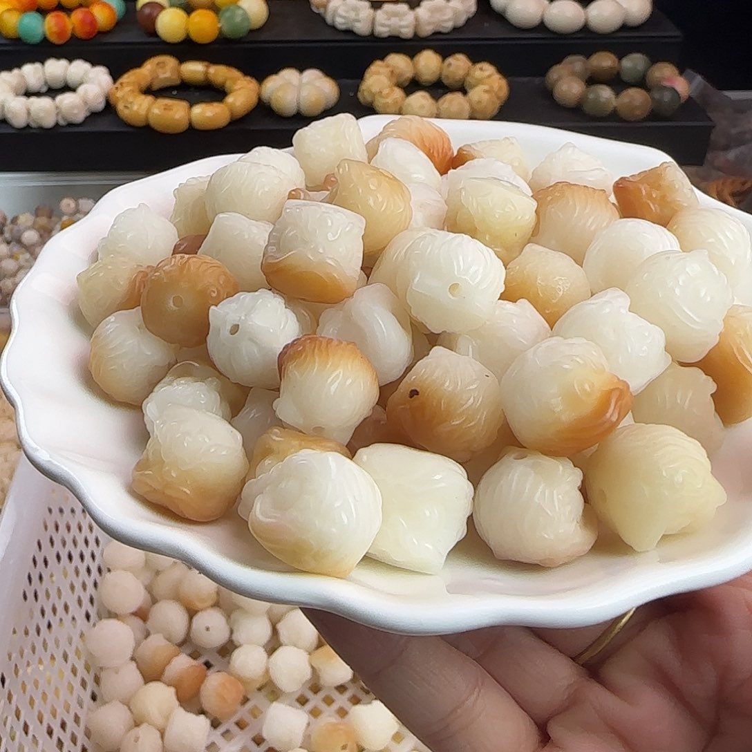 手串菩提根/象牙果瑕疵卡15/16醒狮100颗