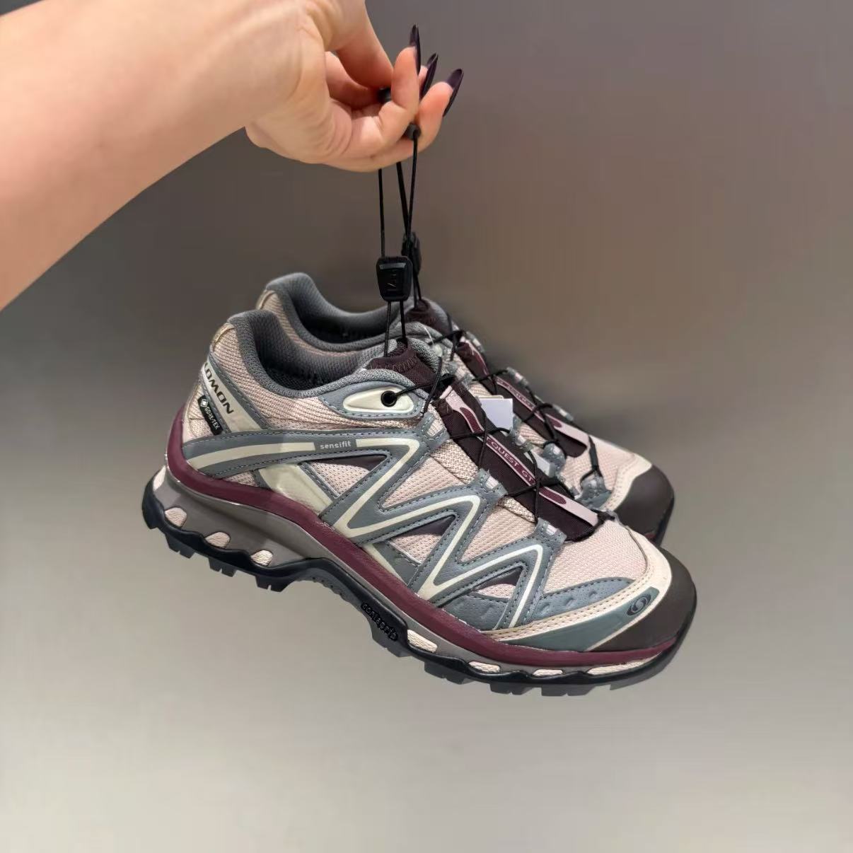 SALOMON萨洛蒙 XT-Quest GTX 休闲减震耐磨轻便徒步鞋 新乌梅子酱