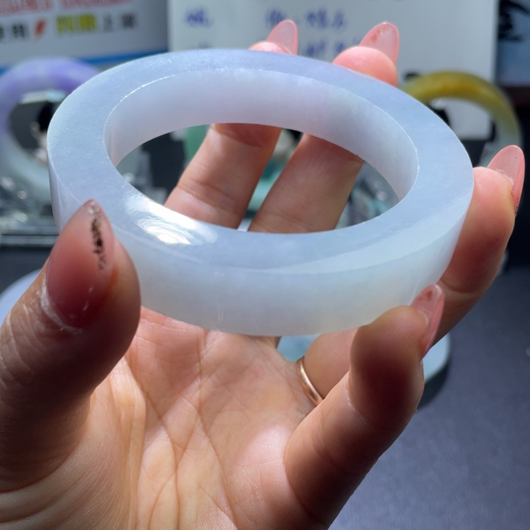 用***成定制翡翠未镶嵌翡翠