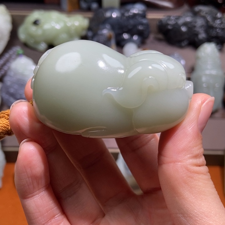 颈饰未镶嵌和田玉