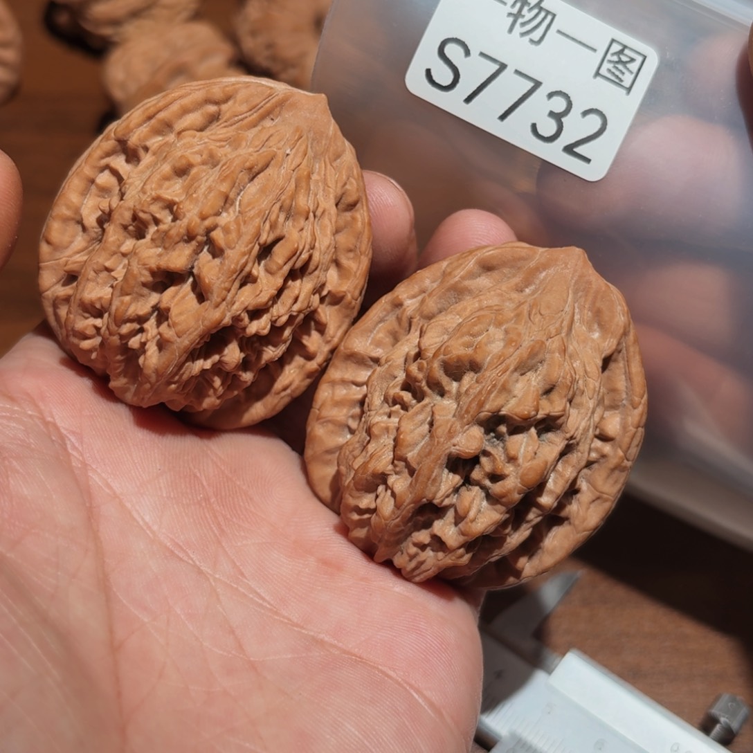 吊坠文玩核桃虎头