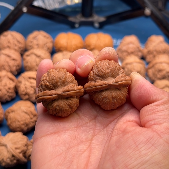 文玩核桃把件老*元宝