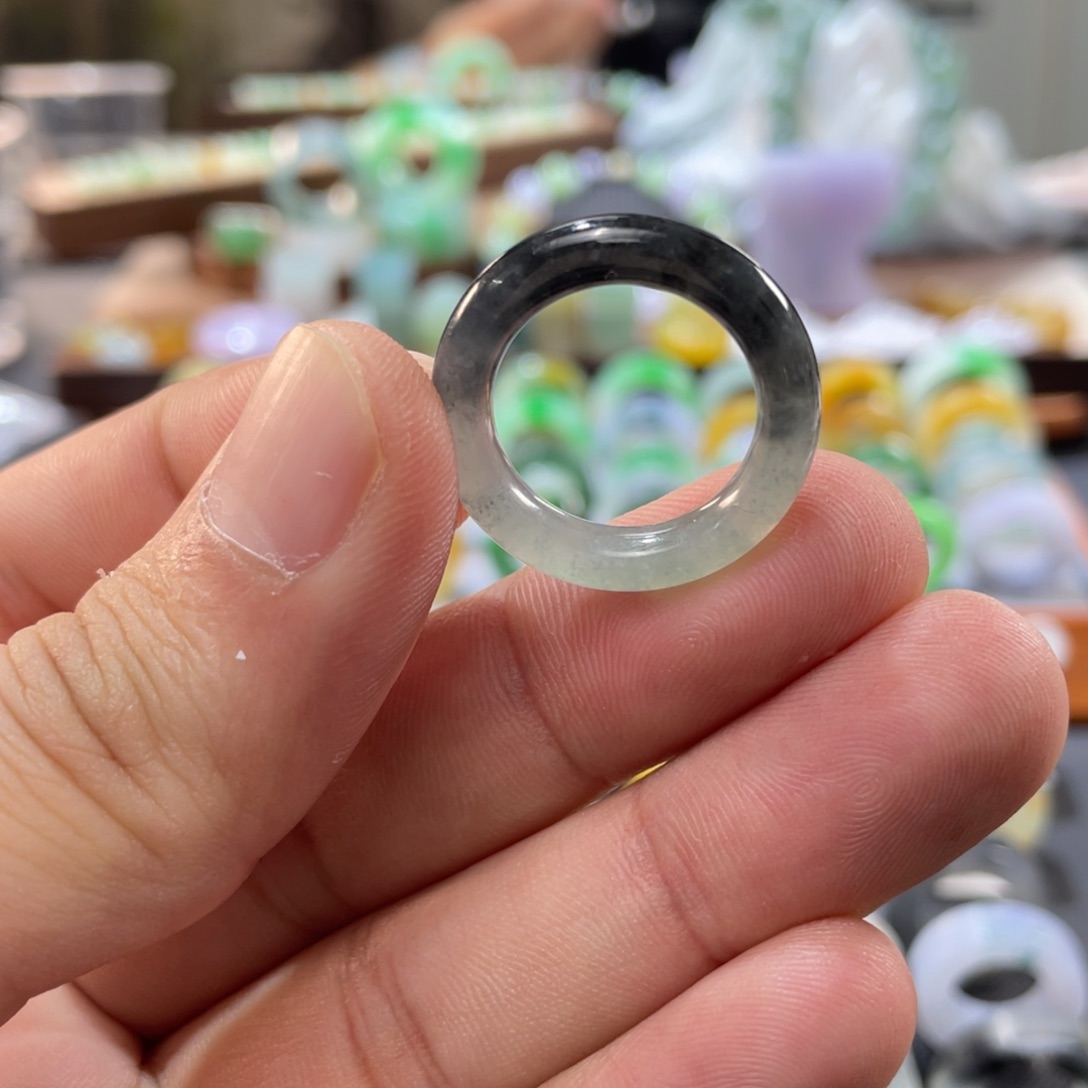 定制翡翠未镶嵌圈口14-16