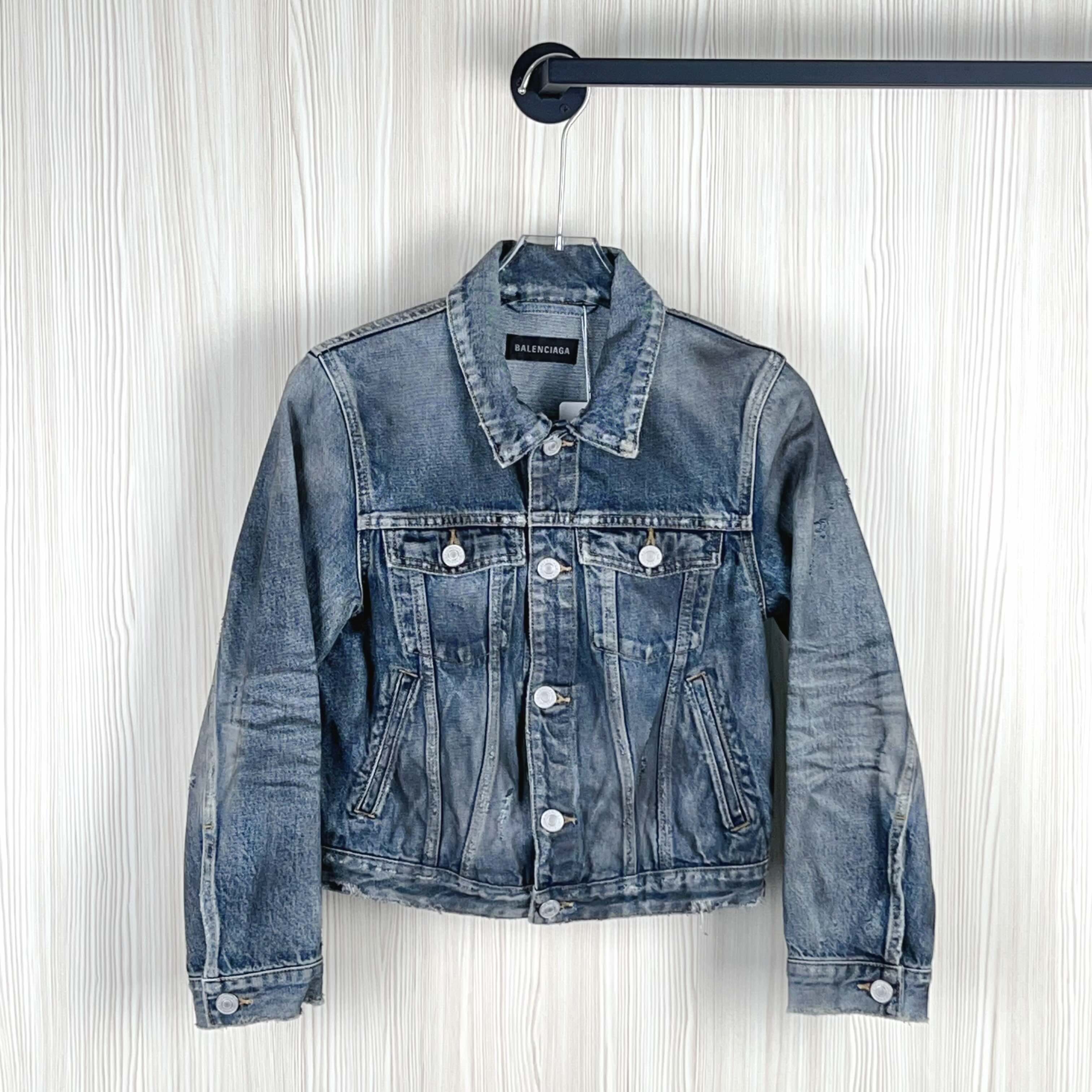 99新 Balenciaga/巴黎世家 牛仔外套40码成色直播间为准GSS18945