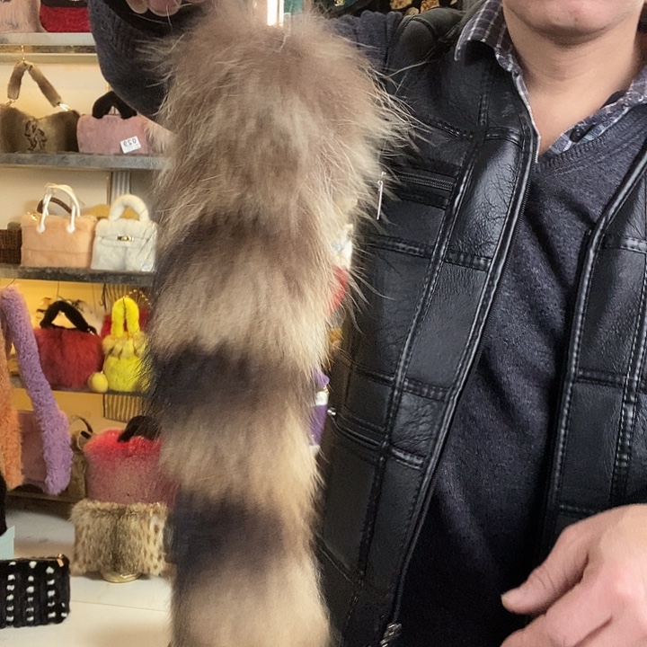 娃叔皮草尾巴挂件