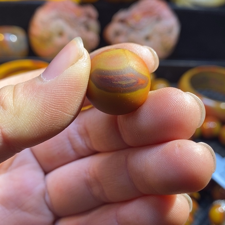 合金颈饰玛瑙/玉髓代*