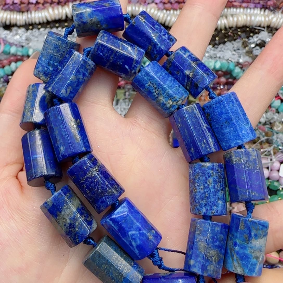 玛瑙/玉髓未镶嵌珠宝半成品原矿青金切面管珠一条