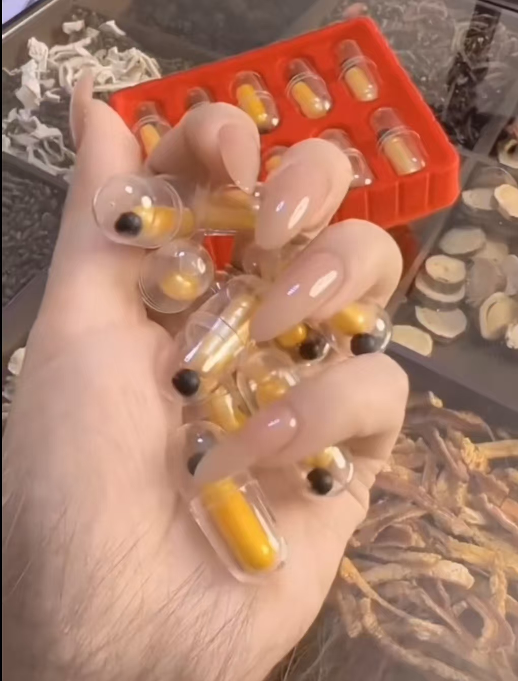 粉丝福利黄金粒黑金版小药盒独立包装