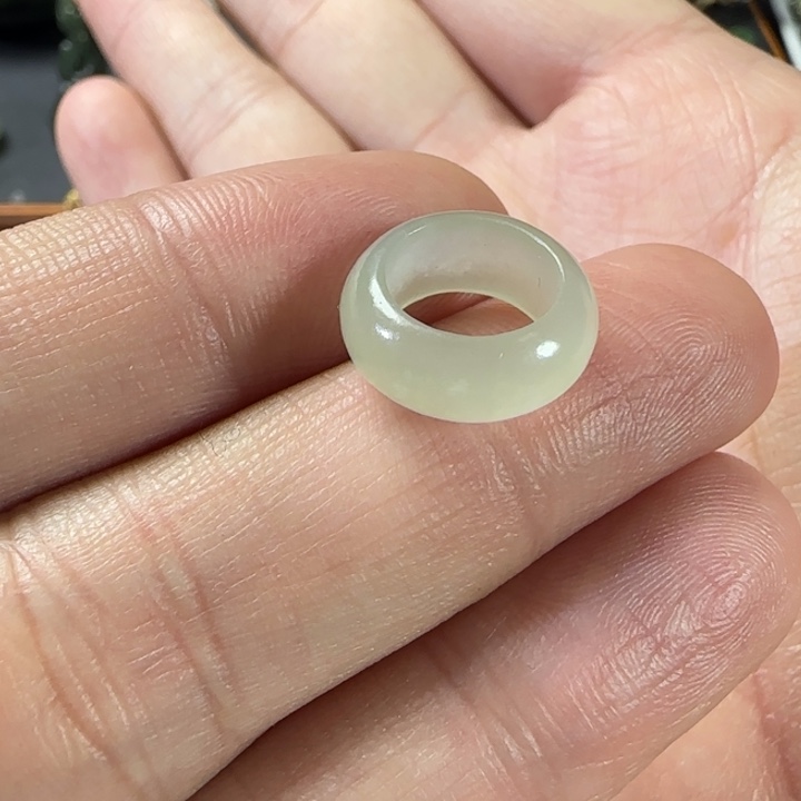 和田玉未镶嵌颈饰福利