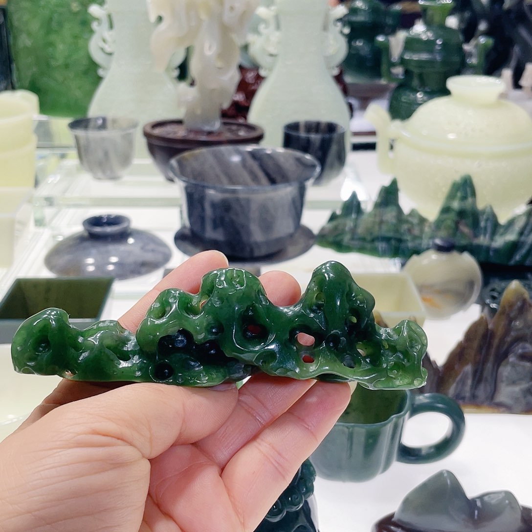 和田玉（碧玉）未镶嵌挂件