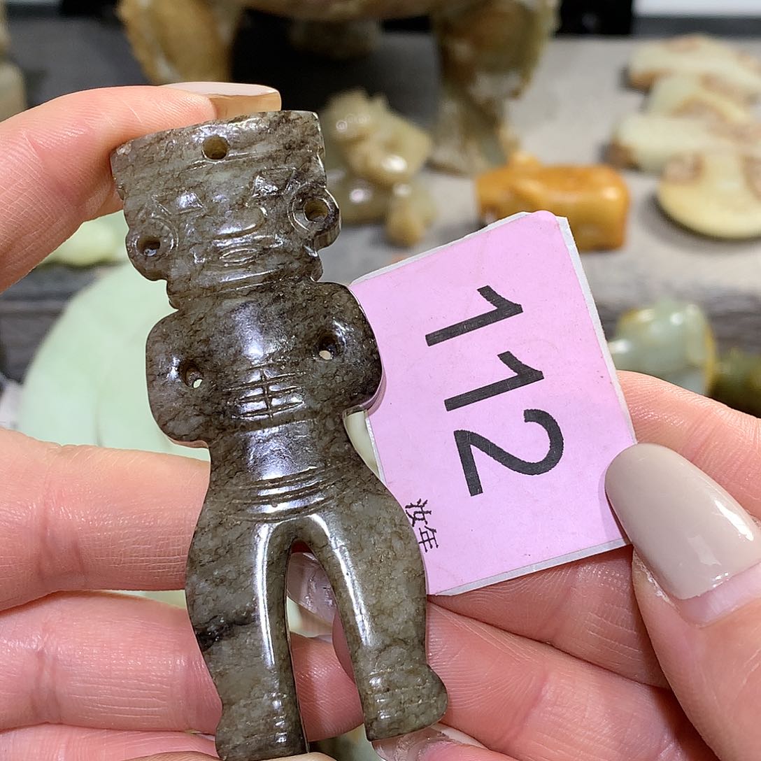 颈饰未镶嵌和田玉石**泉