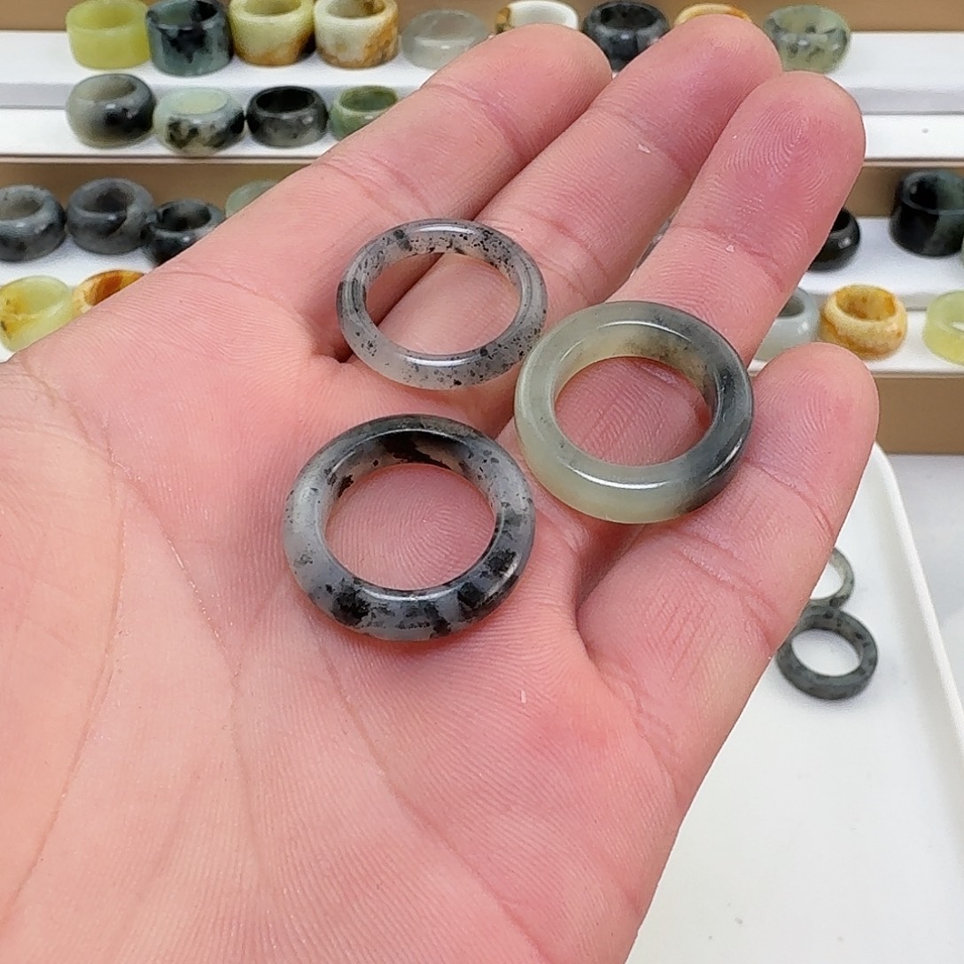 蛇纹石玉未镶嵌戒指17.1内17.3内17.5内径