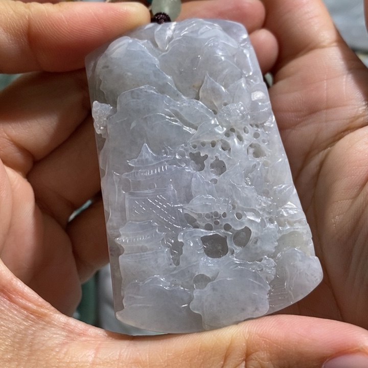 翡翠颈饰未镶嵌吃***众翡翠