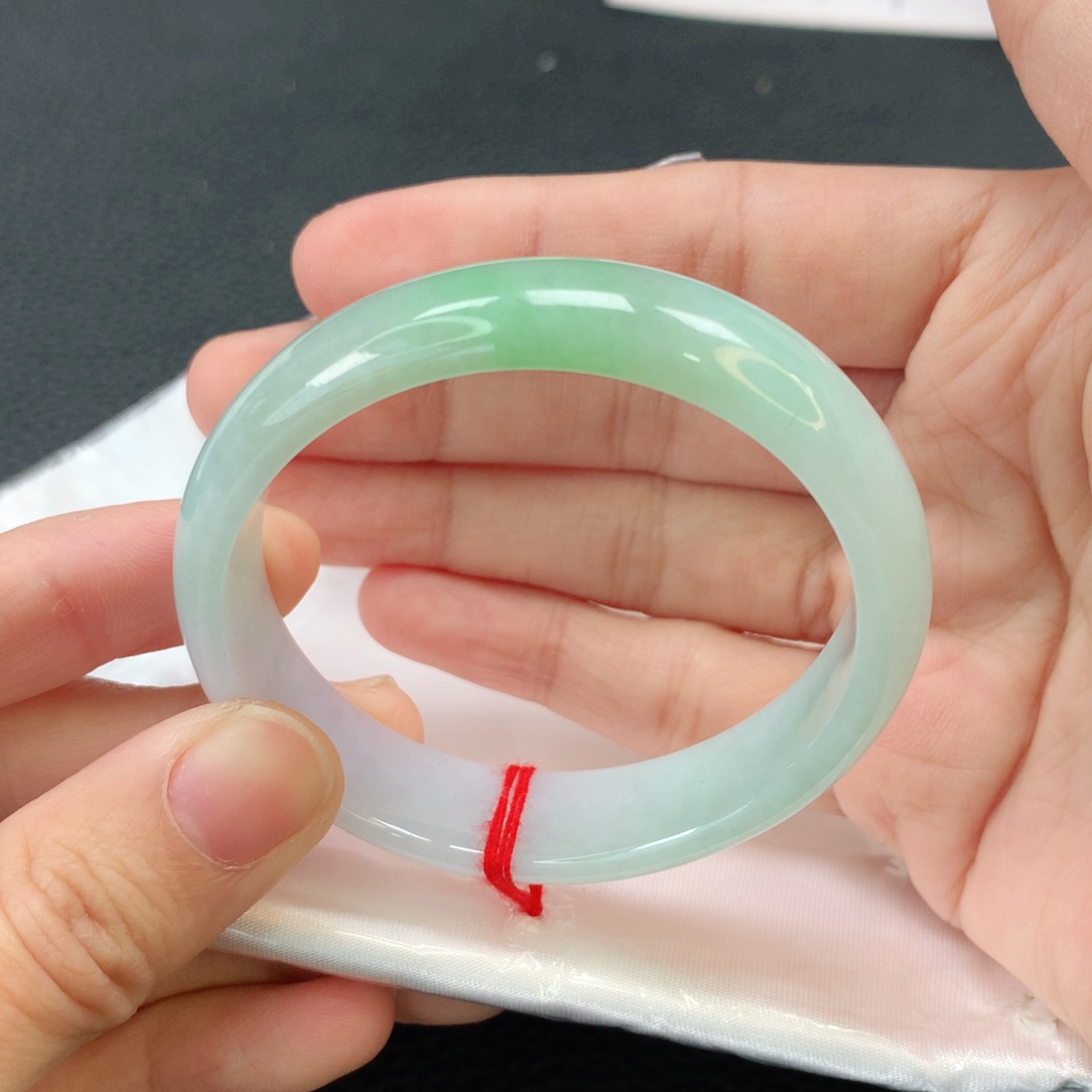 翡翠手镯未镶嵌贵妃53