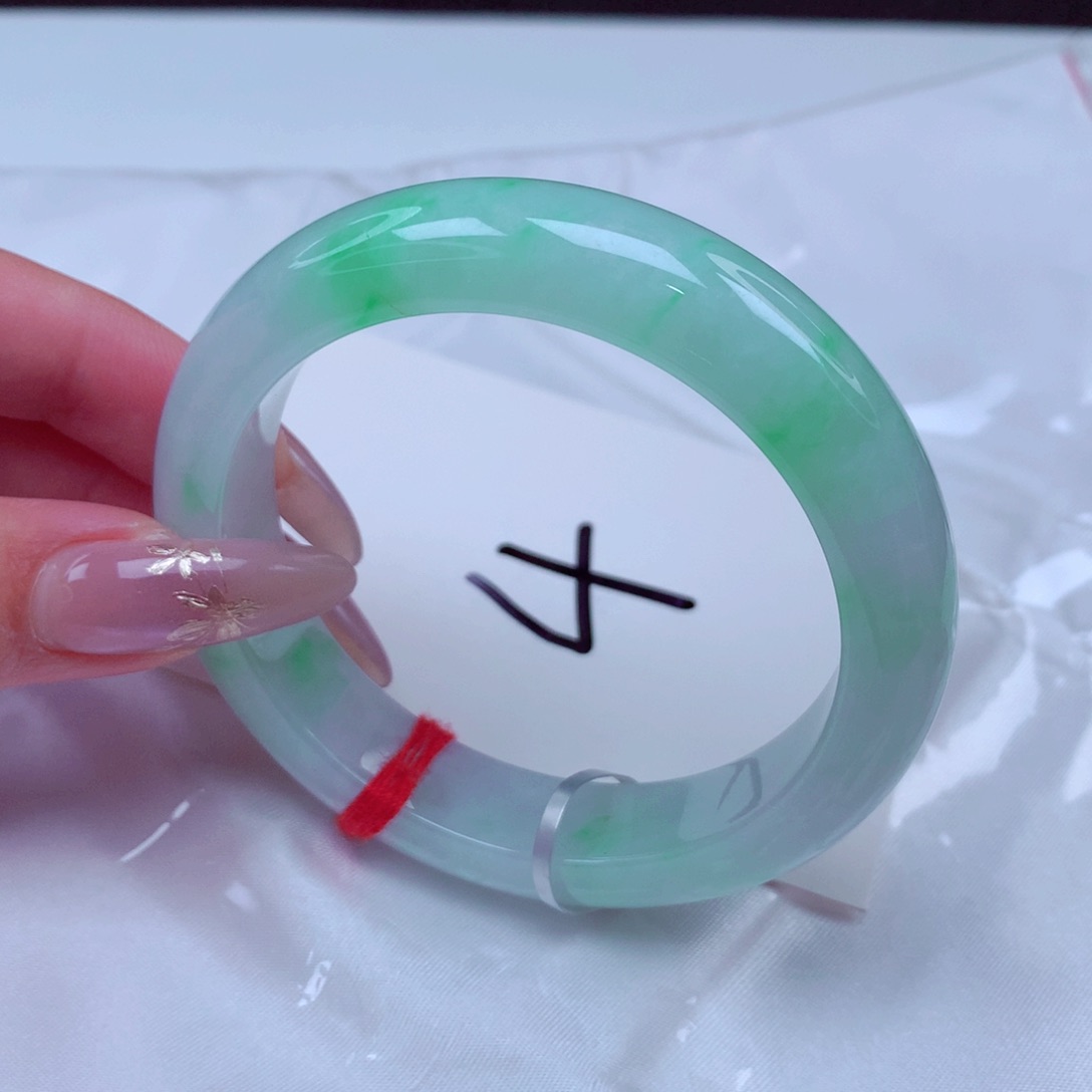 翡翠手镯未镶嵌翡翠53