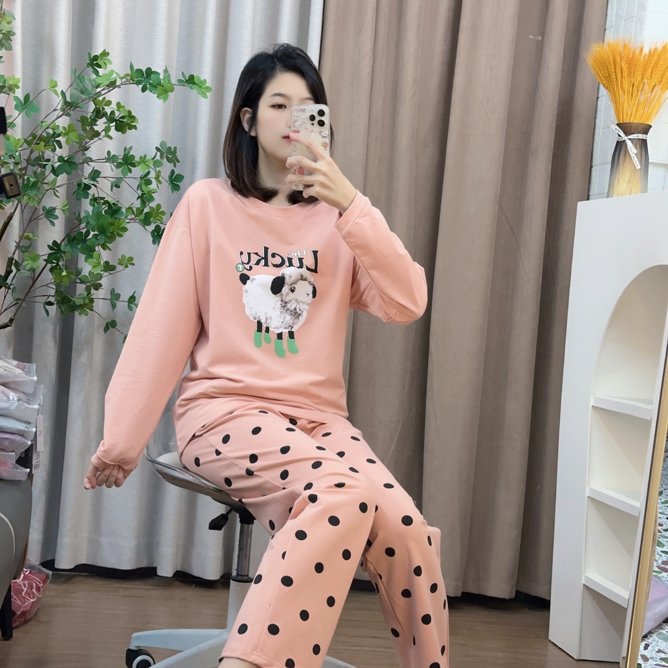 秋冬毛圈舒适爽棉休闲宽松圆点长袖长裤可爱印花减龄家居服可外穿