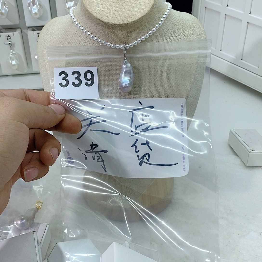 淡水珍珠颈饰合金