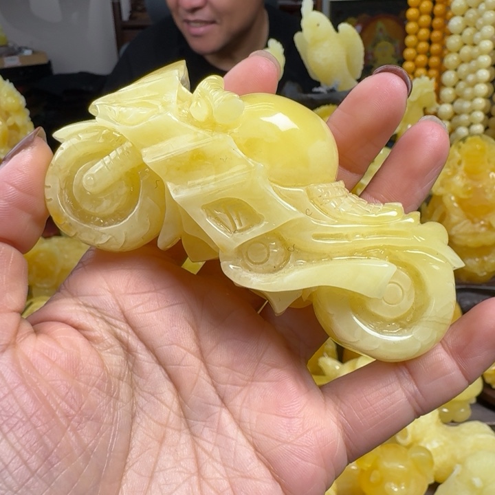 蜜蜡珠宝奇石未镶嵌