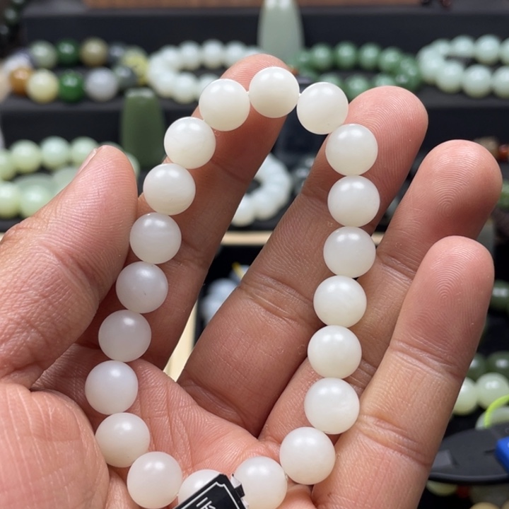 和田玉手串未镶嵌卡10柔光白