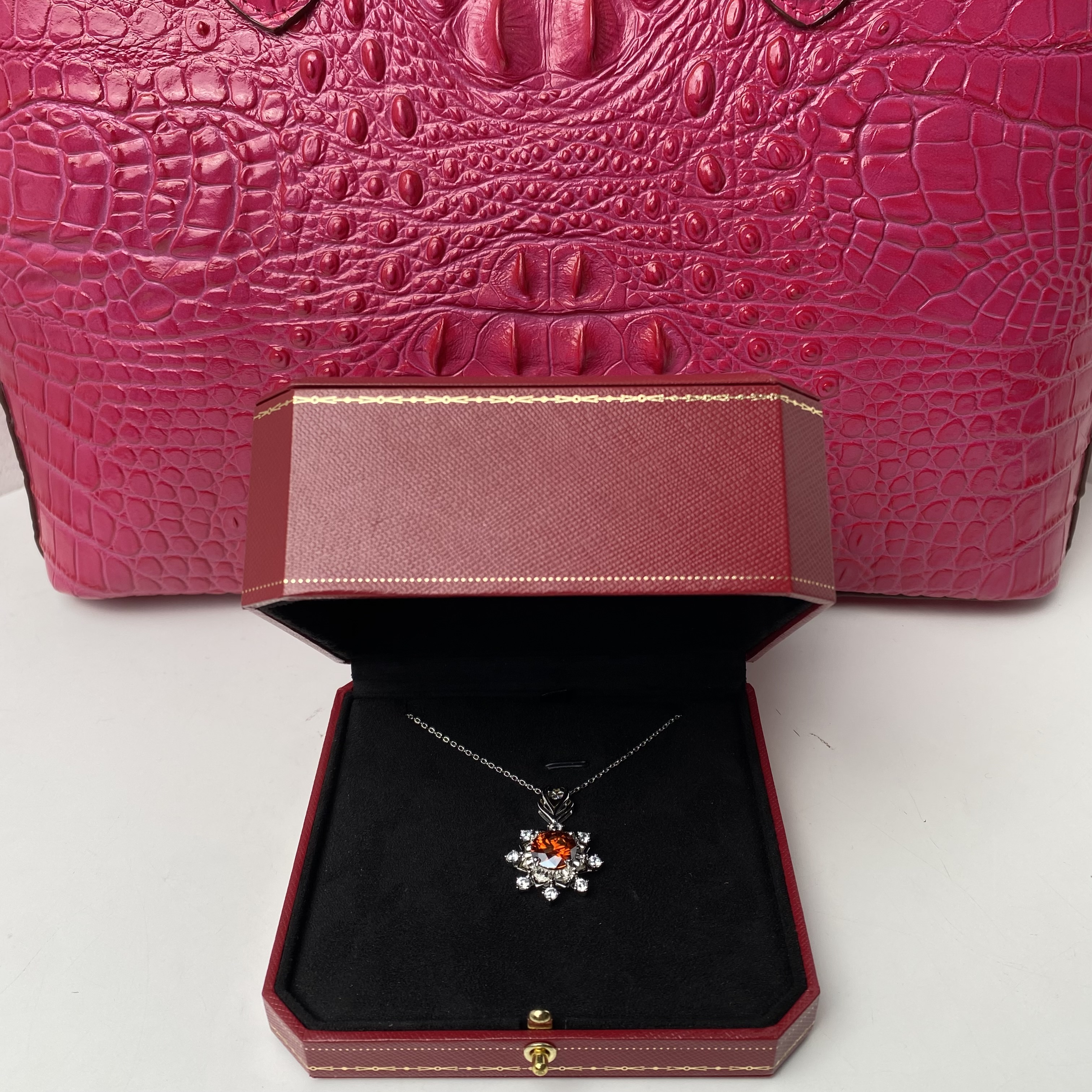 3921项链-5卡红时尚优雅设计首饰赠礼盒