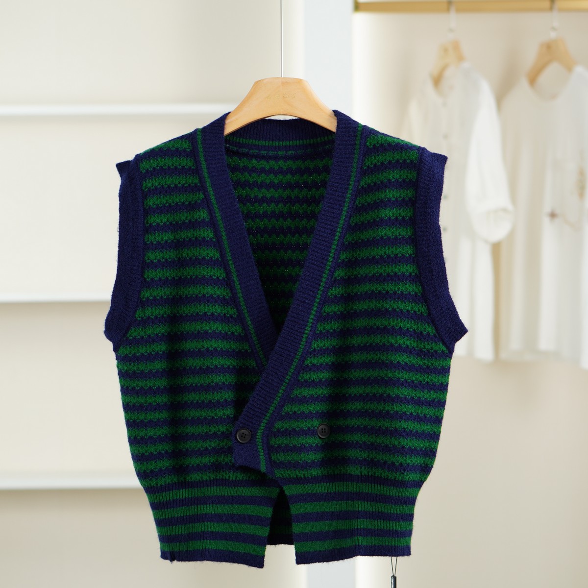 麦迪尚品【唯】5120362 简约针织背心春秋女装品牌折扣