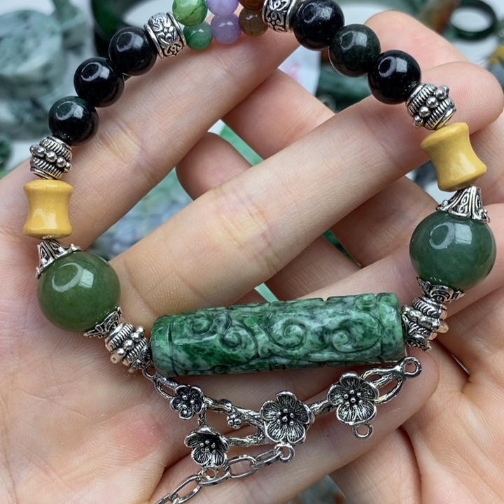 颈饰未镶嵌翡翠彩**姐