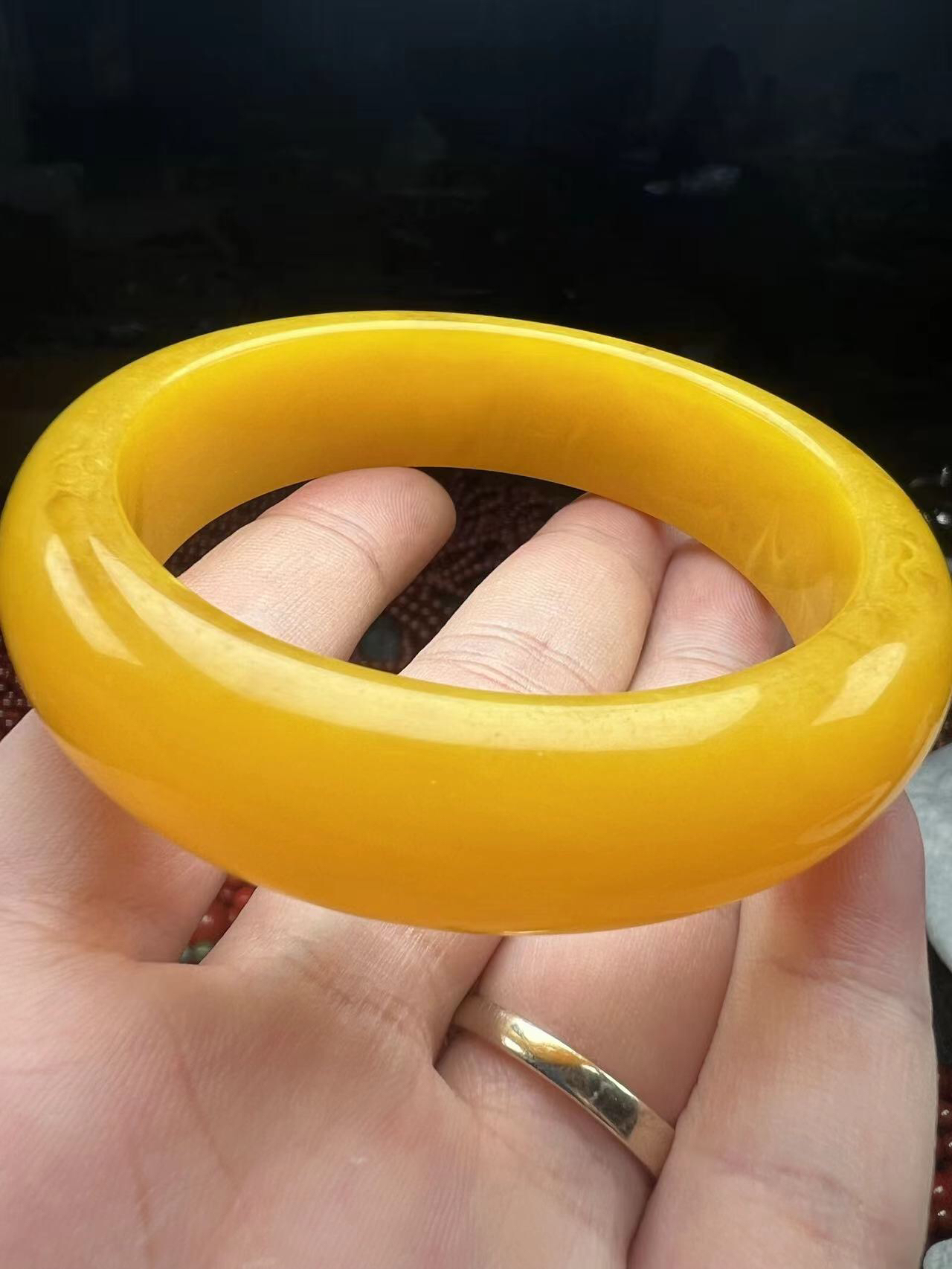 423黄色宽口手镯