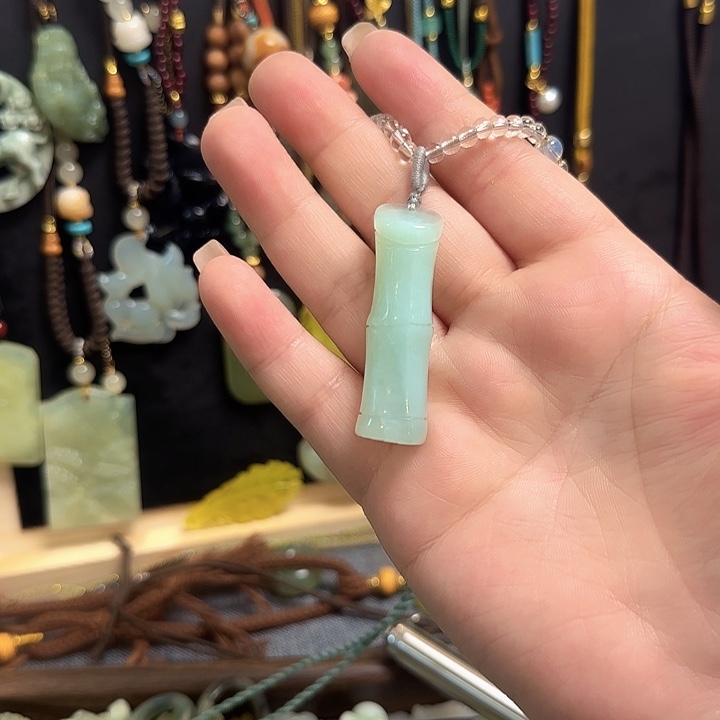 蛇纹石玉合金颈饰